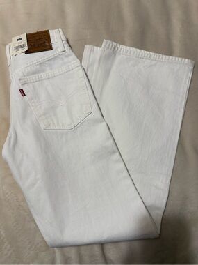 Levis Loose Boot Jeans
